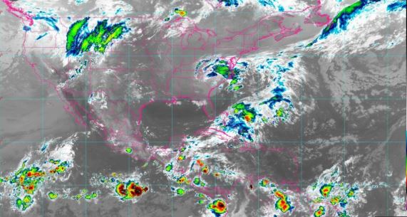 Onda tropical 5 generará lluvias fuertes en el Sureste y Oriente de México