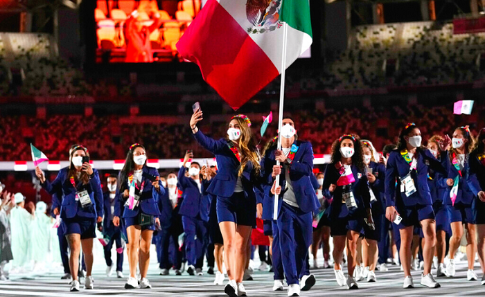 Tokio 2020: México deslumbra inauguración con uniformes bordados