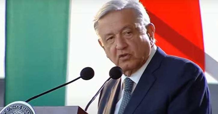 AMLO dice que no hay autoritarismo o militarización