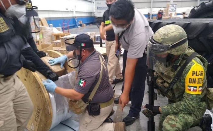 Mérida: Decomisan Mmedia tonelada de mariguana en empresa de paquetería en aeropuerto