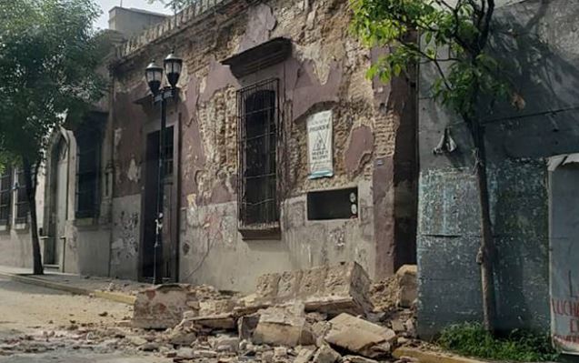 Ya suman 9 muertos en Oaxaca por sismo de magnitud 7.5