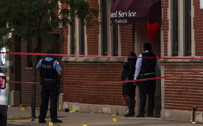 Tiroteo durante un funeral en Chicago deja 14 heridos