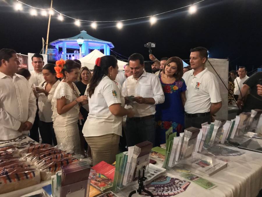 Inaugura Mauricio Vila el Festival del Pulpo en Río Lagartos