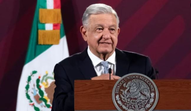 ¡A todos les toca! López Obrador opina que en la UNAM existen "mafias académicas"