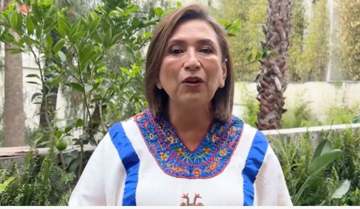 Xóchitl dice que López Obrador es machista: “Una mujer puede ser candidata por méritos propios”