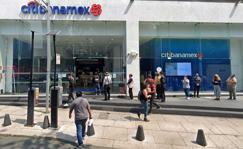 Calculan que Banamex cuesta 15 mil mdd; Carlos Slim el posible comprador