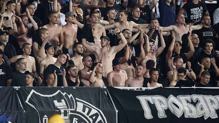 Partido de fútbol en Belgrado, causa de nuevos contagios de coronavirus