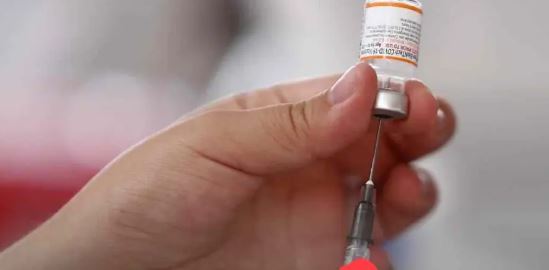 Vacuna contra COVID-19 de Pfizer también se venderá en Walmart