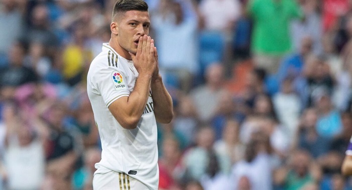 Delantero del Real Madrid, podría ir 6 meses a prisión en su natal Serbia
