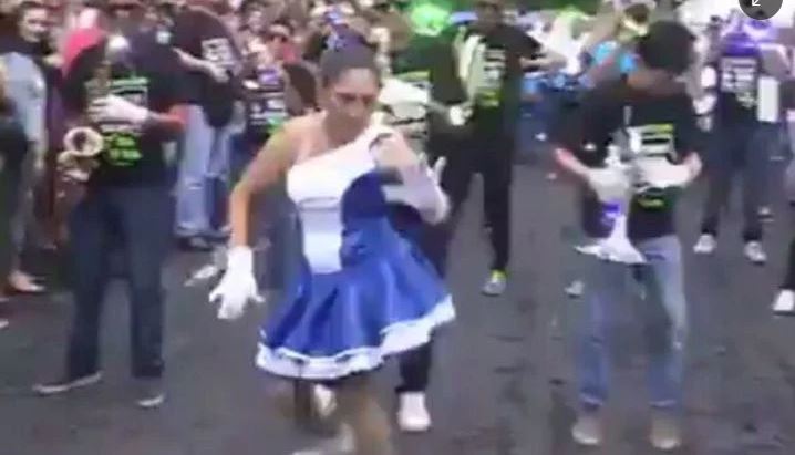 (VIDEO) Senadora Jesusa Rodríguez causa polémica con su baile “sensual”