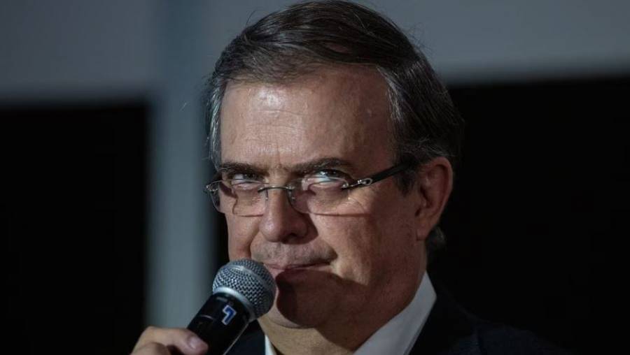 Marcelo Ebrard provoca malestar en Morena y expectación entre la oposición