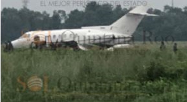 Narcoavioneta aterriza a la 4 horas en Chetumal y es abandonada