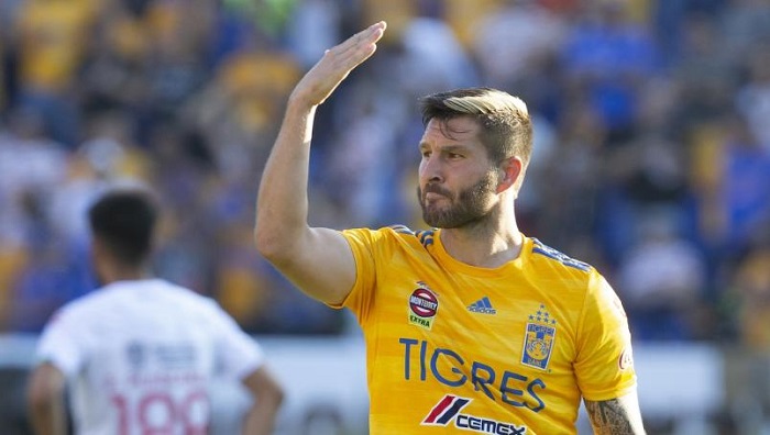 El futbolista André-Pierre Gignac apoya operación de niño