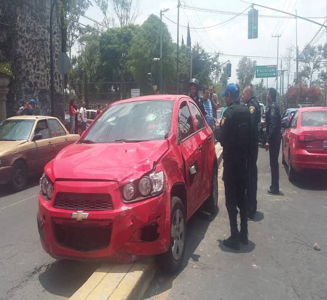 Repartidor de Uber Eats pierde pierna tras ser arrollado en Coyocán