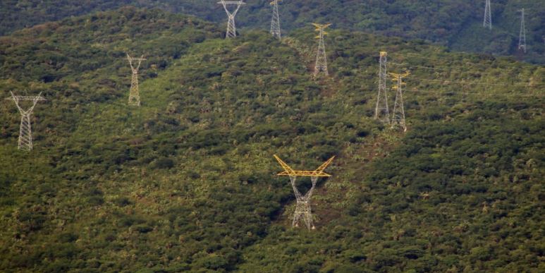 Sin materia, queja de gobierno contra suspensiones a ley eléctrica; ya van 17