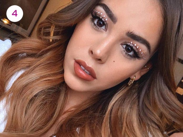 Exhiben foto de Danna Paola antes de hacerse unos arreglitos