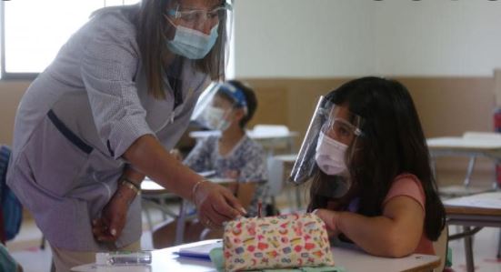 Refuerzo de vacuna para maestros yucatecos será del 12 al 15 de enero