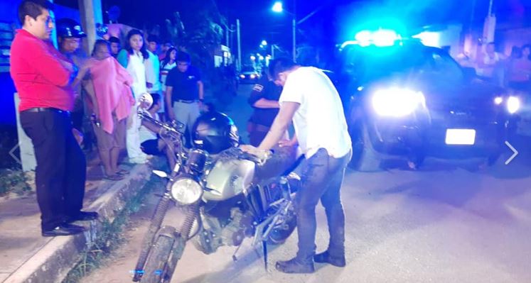 Tizimín: Motociclista alcoholizado atropella a joven peatón