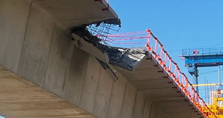 Habla dueño de camioneta aplastada en obra de Tren Interurbano, ¿ya le pagaron?