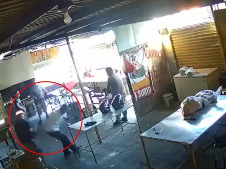 Nuevo León: Empleado mata a extorsionador que cobraba ‘derecho de piso’