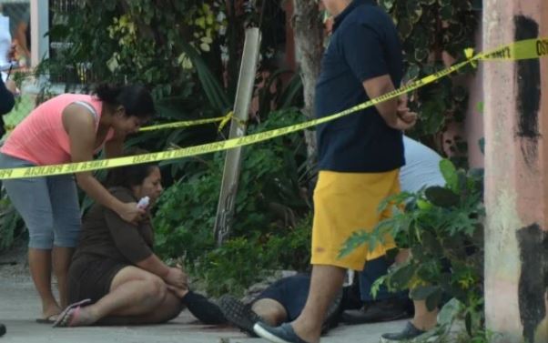 Pasó en Cancún... Asesinan a menor por posible pleito entre pandillas