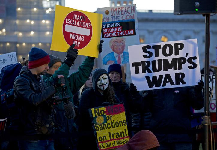 Atan de manos a Trump para que no declare la guerra a Irán