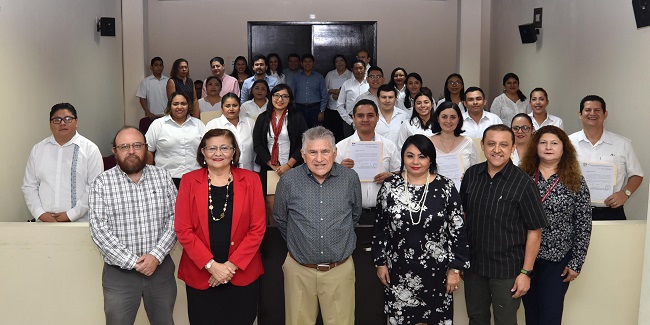 Yucatán: Reciben 76 empleados judiciales plazas definitivas