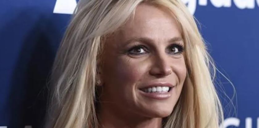 Padre de Britney Spears renuncia a ser su tutor legal ¡después de 13 años!