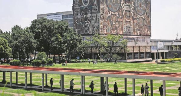 Académicos: Críticas de AMLO a la UNAM, "por el desconocimiento más burdo"