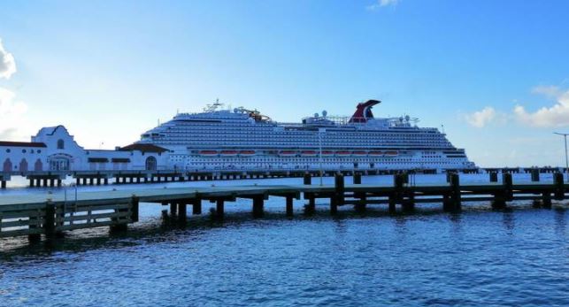 México recibirá cruceros aunque vengan con contagiados de COVID-19