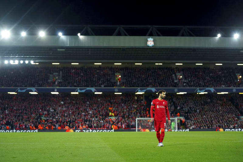 Muere aficionado de Liverpool durante juego de Champions ante Benfica