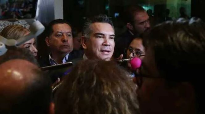 PRI irá con Xóchitl si genera unidad y consenso: 'Alito' Moreno