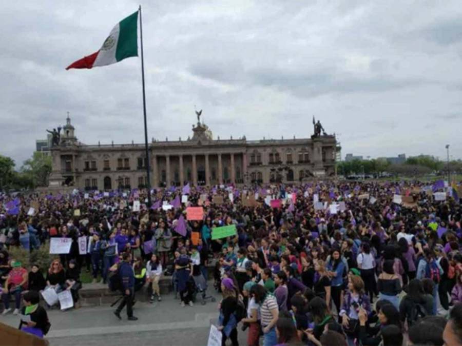 La marcha feminista #8M en los estados