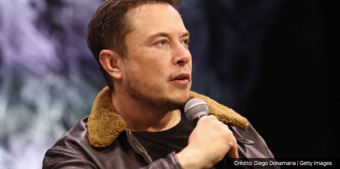 Elon Musk responde petición de tuitero que le envió 154 veces el mismo mensaje
