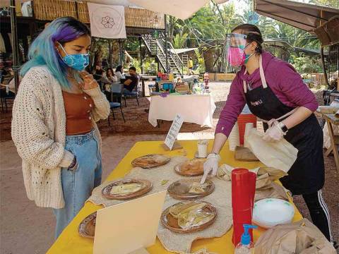 Covid pega duro a los tamaleros en el Día de la Candelaria