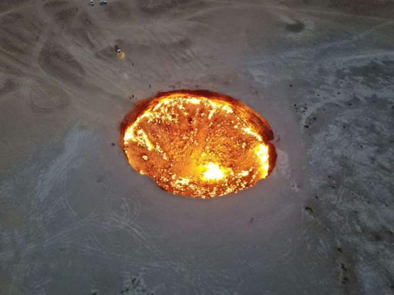 Turkmenistán planea cerrar su famosa "puerta al infierno"