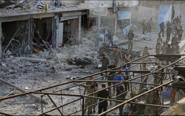 Explosión de coche bomba en Siria deja al menos 13 muertos
