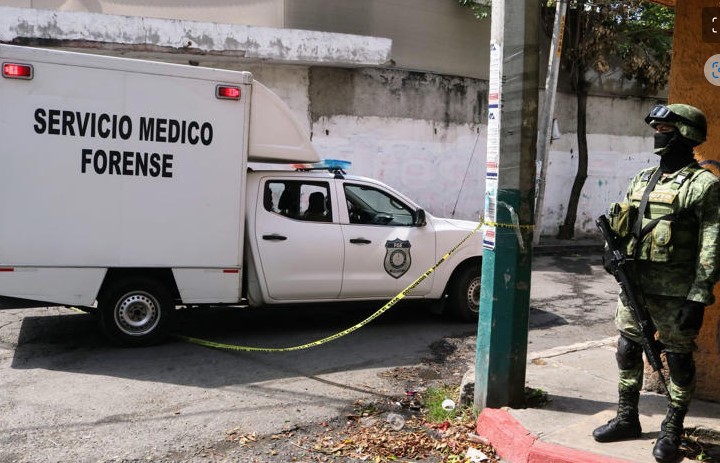 Ladrón no pudo con el estrés y muere de un infarto cuando robaba