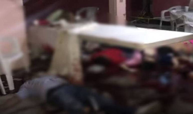 La Masacre de Minatitlán: "Dispararon a las viejitas que bailaban y al bebé lo remataron"