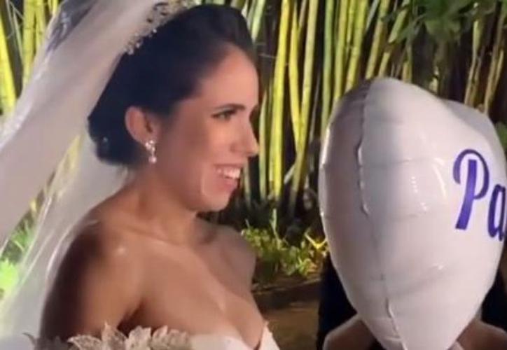 (VIDEO) Representó a  su padre con un globo, el día de su boda