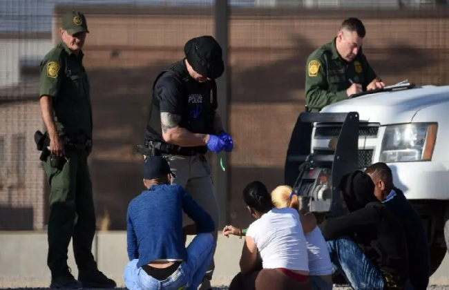 Congreso de EE.UU. cuestiona muertes de niños migrantes en centros de detención