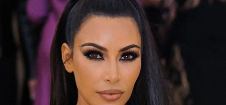 Fotos que no has visto de Kim Kardashian sin Photohsop