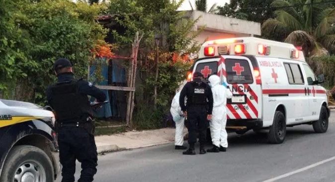 Cancún: Muere tras esperar dos horas por una ambulancia; tenía Covid-19