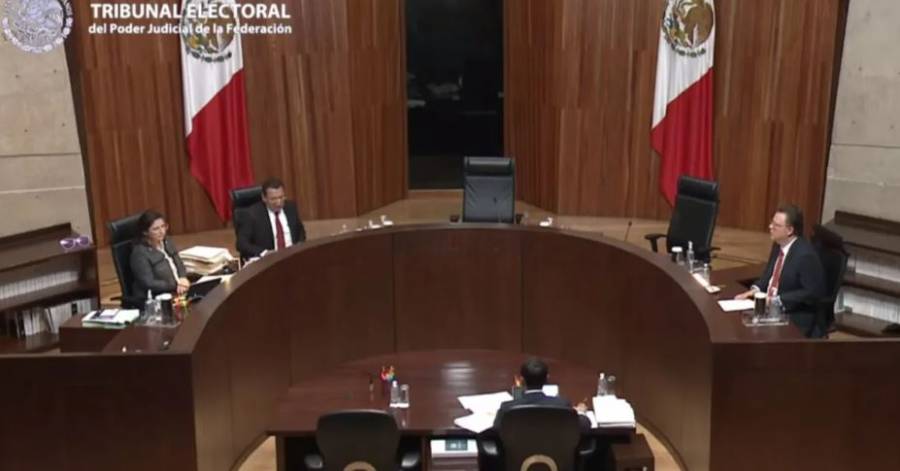 Reyes Rodríguez abandona sesión del TEPJF y rechaza renunciar como presidente