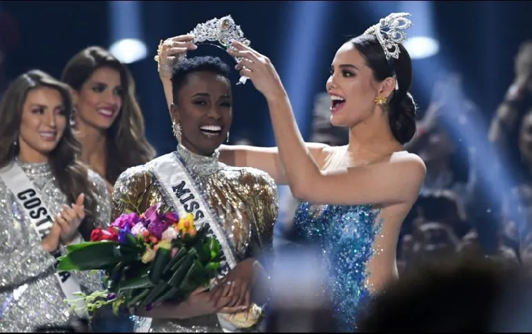 La sudafricana Zozibini Tunzi es Miss Universo 2019, México en tercer sitio