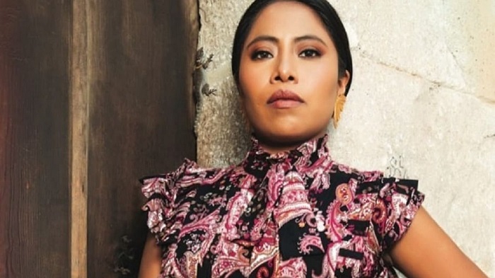 Yalitza Aparicio dice que se enorgullece del color de su piel y de sus raíces