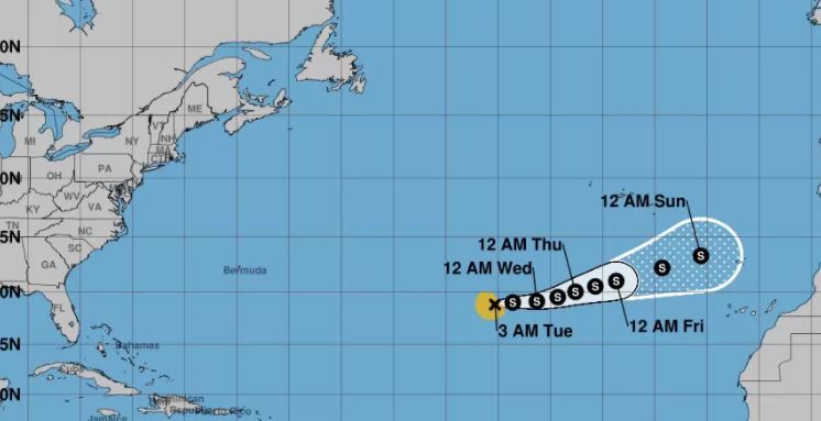 Se forma 'Theta' y establece récord de tormentas con nombre en el Atlántico