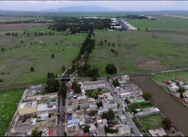 Juez permite que siga la obra del aeropuerto de Santa Lucía