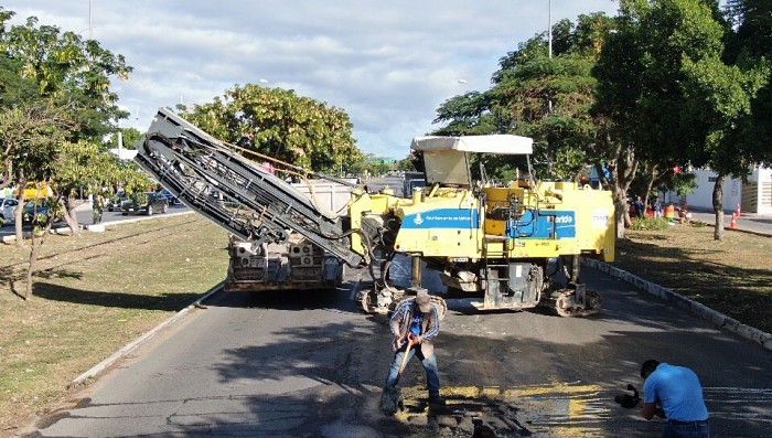 Ya tiene 75% de avance la repavimentación de Prolongación de Montejo