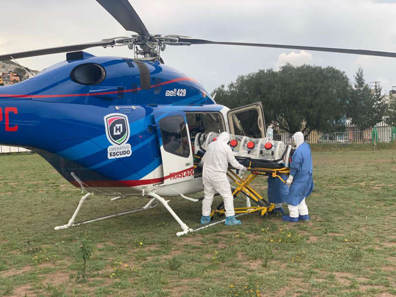 Joven de 16 años es trasladada en helicóptero a Pachuca por covid